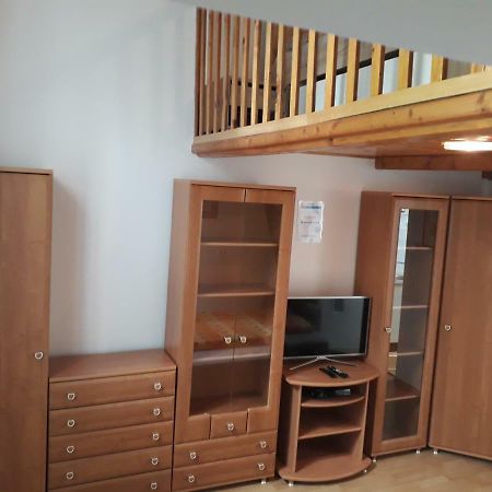 Apartman Pavilon D-Peter Vysoke Tatry Exterior photo